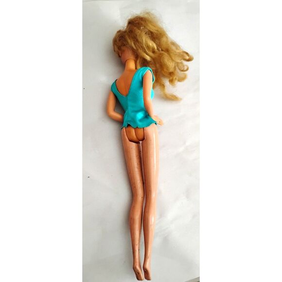 Vintage 1980 Happy Birthday Barbie - Picture 3 of 4